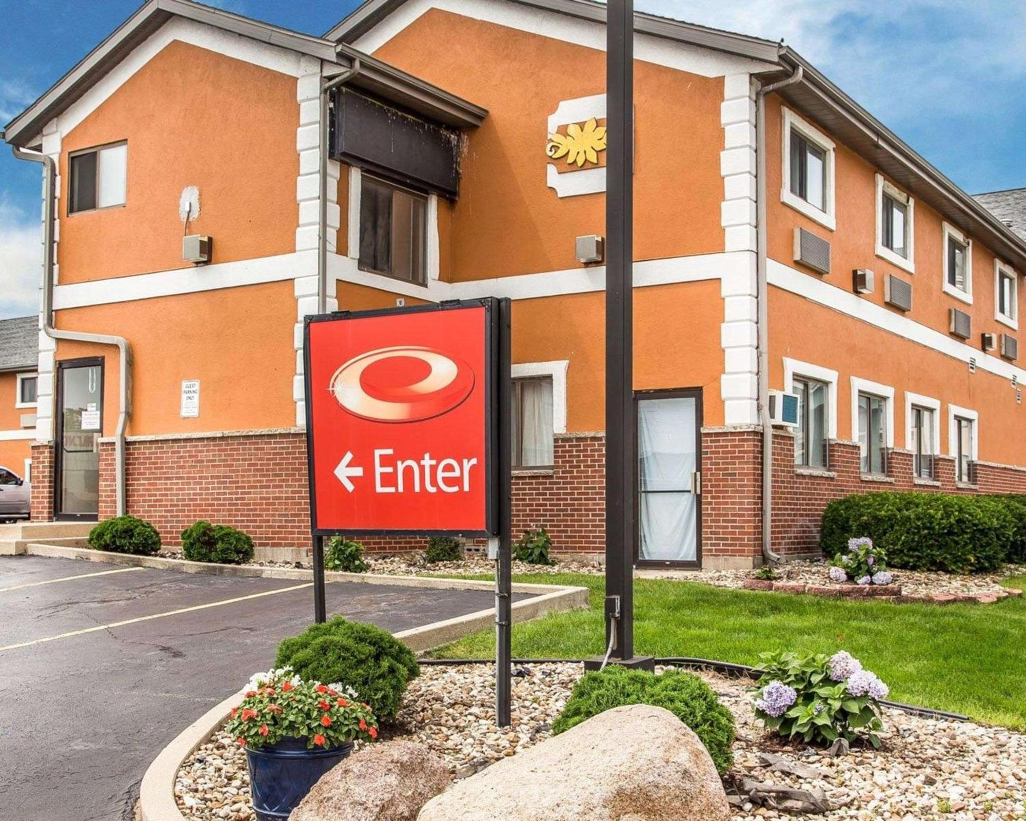 Econo Lodge Сідар-Рапідс Екстер'єр фото